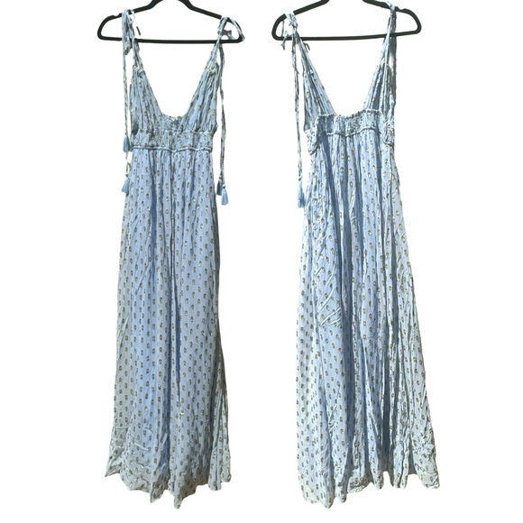 En Creme Dresses & Skirts - En Creme Baby Blue & Gold Polka Dot Plunge Chiffon maxi dress | size M 6/8 | NWT